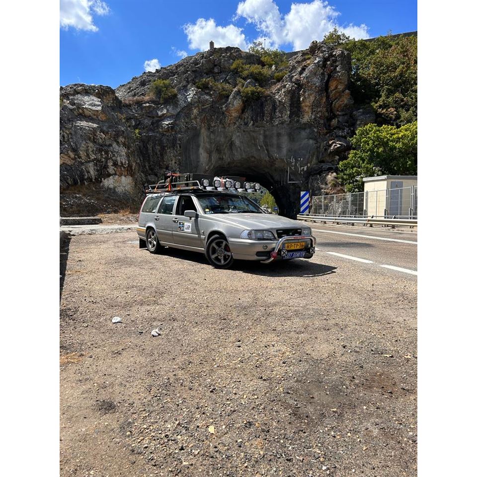 Legerkisten gebruikt voor op het dak Volvo.