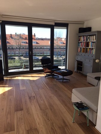Martijn uit Amsterdam.
Lamelparket 14x190mm.
Naturel geolied.
(mooi gelegd Martijn, top.) Martijn uit Amsterdam.
Lamelparket 14x190mm.
Naturel geolied.
(mooi gelegd Martijn, top.)