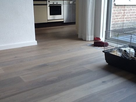 Fam. van de Vree uit Achterberg. 
Lamel 189mm gerookt en wit geolied.