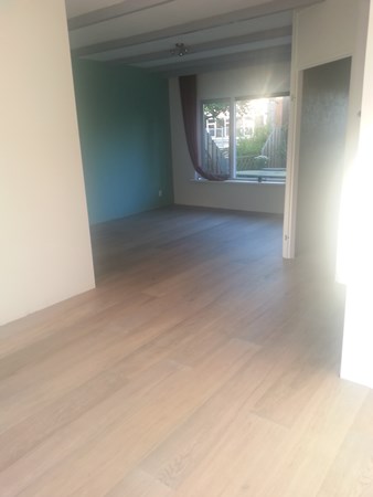 Fam. Rolvink uit Nootdorp. 
Duoplank Gerookt & Wit geolied . 
19x235mm.
Nabehandeld met osmo mat / transparant 3062