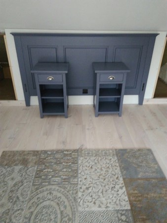 Fam. Hiemstra uit Wageningen.
Frans grenen vloer 195mm breed A.
Behandeld met de Osmo 3188 Sneeuw.