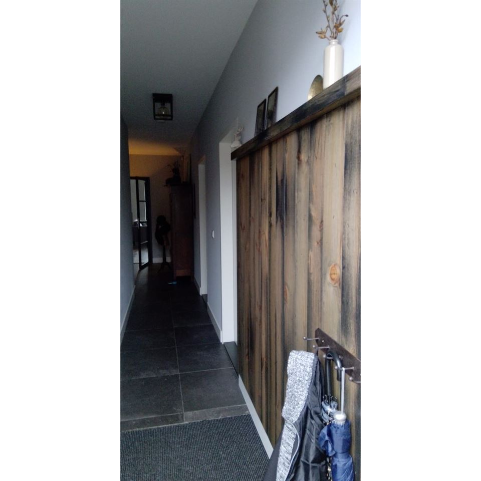 Wandbeschot / vloerplanken Soiree €15,- per m2. Wandbeschot / vloerplanken Soiree €15,- per m2.