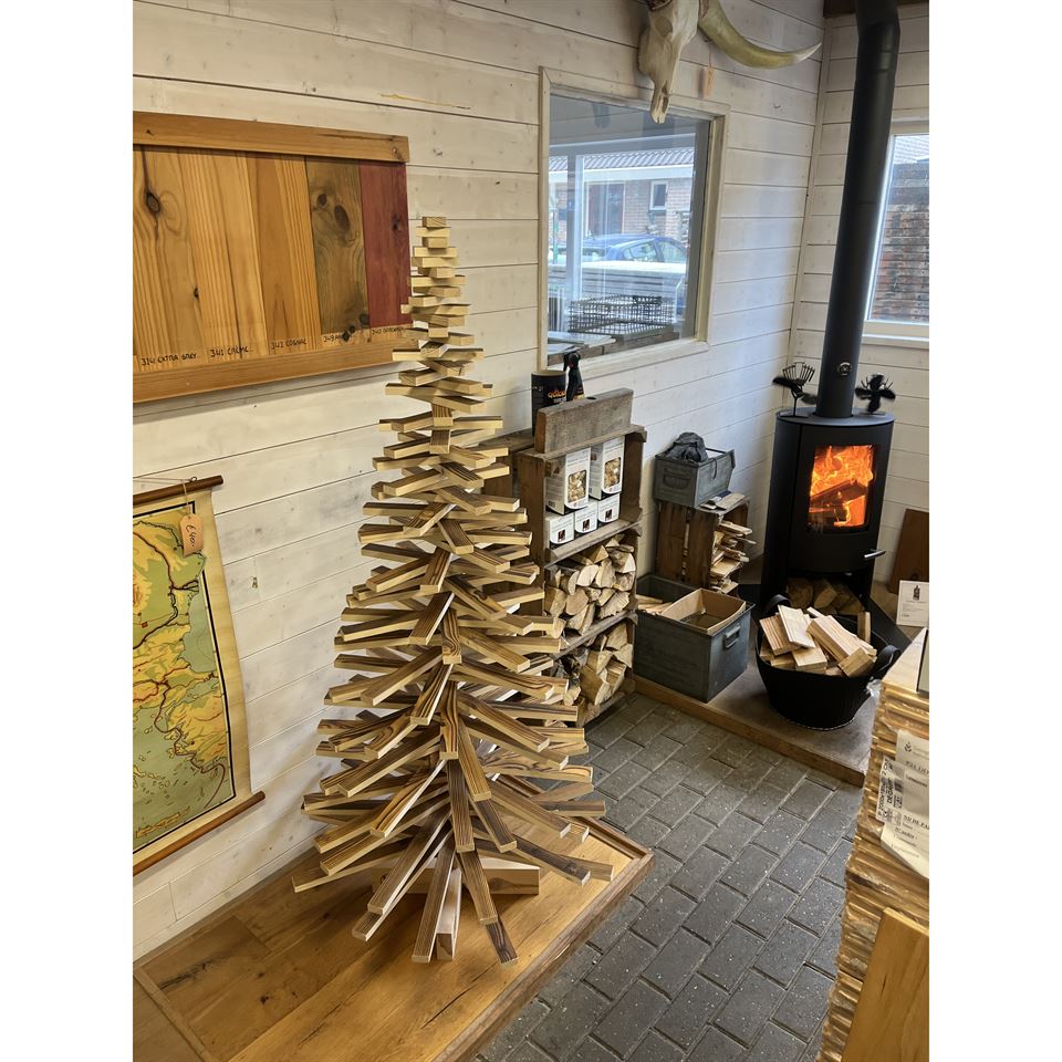Kerstboom gemaakt van onze gebrande planken.
Te koop bij Onthout uit Wolfheze.
https://www.onthout.nl/kerstbomen/ Kerstboom gemaakt van onze gebrande planken.
Te koop bij Onthout uit Wolfheze.
https://www.onthout.nl/kerstbomen/