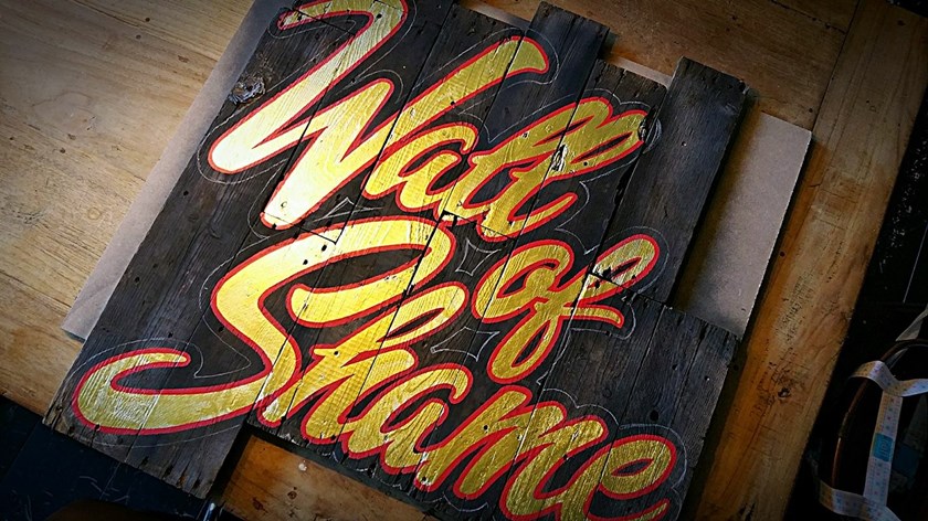 Gemaakt van de 2 lats kisten 26x35x60cm B keus.

Informatie voor het laten maken van dit soort kunstwerken kunt u vinden op:
WWW.FUELFORALL.NL