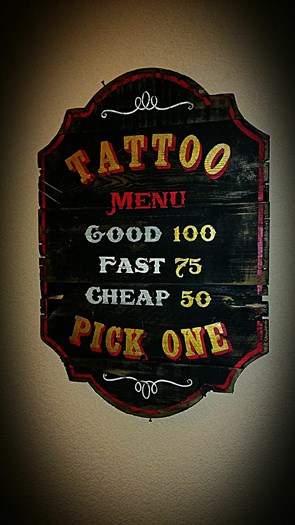 Gemaakt van de 2 lats kisten 26x35x60cm B keus.

Informatie voor het laten maken van dit soort kunstwerken kunt u vinden op:
WWW.FUELFORALL.NL