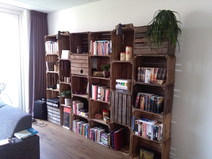 Kast gemaakt van appelkisten 30x40x50.
Door Familie Luigjes uit Barneveld Kast gemaakt van appelkisten 30x40x50.
Door Familie Luigjes uit Barneveld