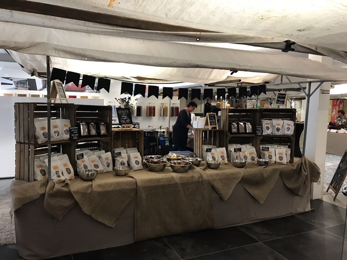 Appelkisten van 30x40x50cm.
Gebruikt op fair als decoratie materiaal.