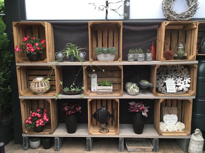 Tuinkast.
4-lats fruikisten 30 x 40 x 50cm.