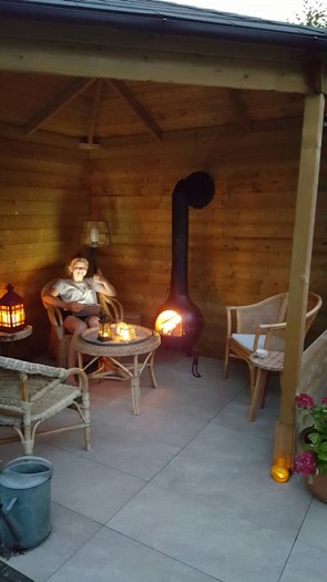 Fam. Jansen uit Nijmegen.
Tuinhaard Mars.
