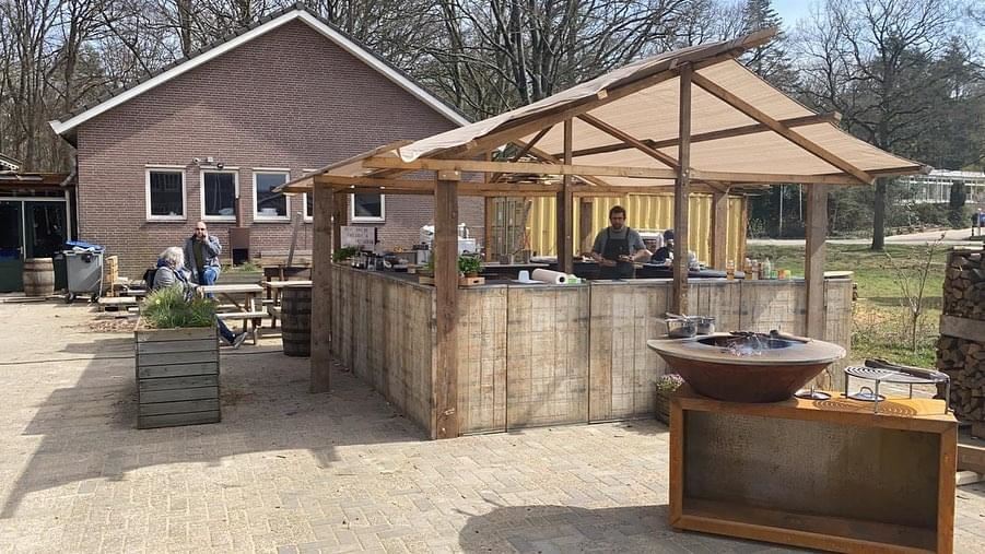 Bar gemaakt van steenschotten 75x120,
Smaakpark Ede. Bar gemaakt van steenschotten 75x120,
Smaakpark Ede.