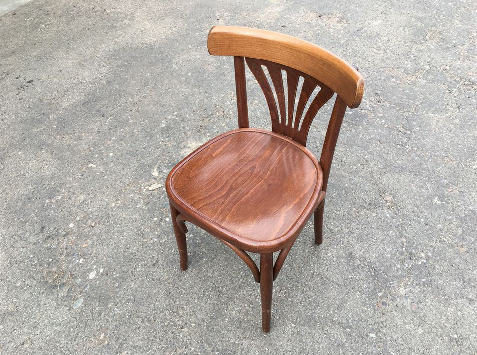 Oude Thonet stoelen