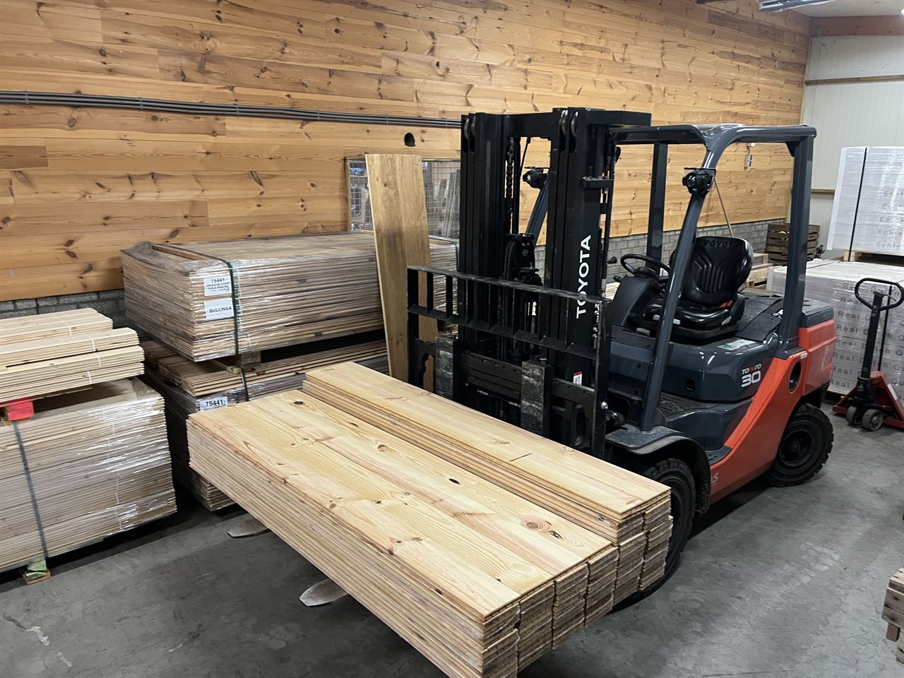 Grenen planken / vloerdelen 18x140 Declasse