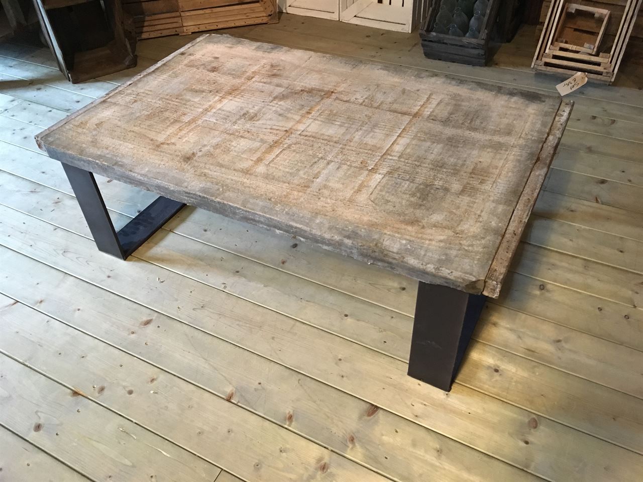 Steenschot tafel 0,71m x 1m40 x 0,4m