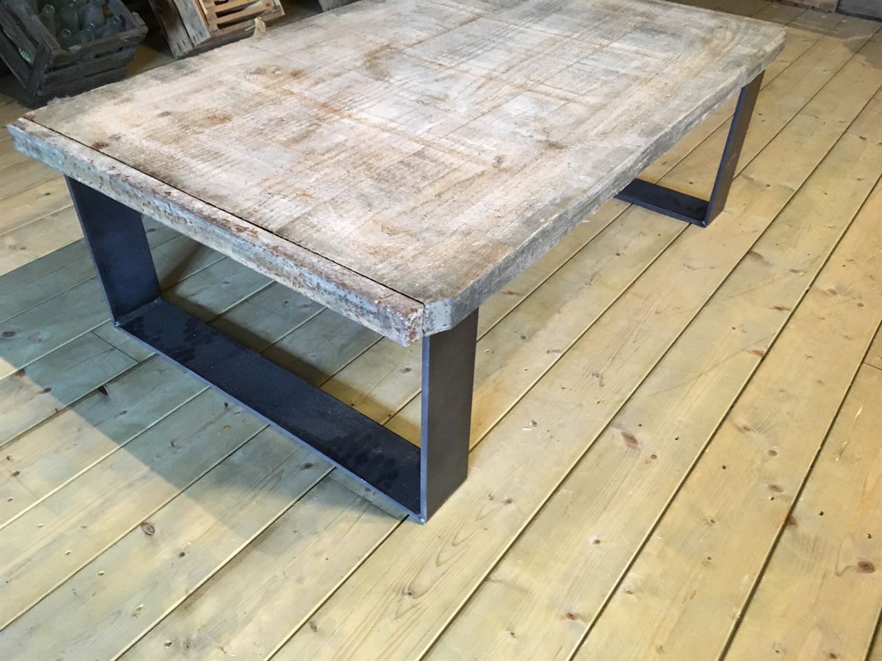 Steenschot tafel 0,71m x 1m40 x 0,4m