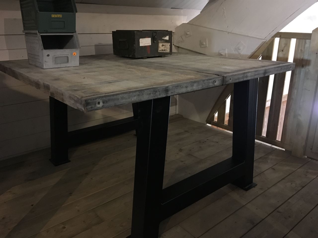 Steenschot tafel 1m40 x 1m40 Steenschot tafel 1m40 x 1m40