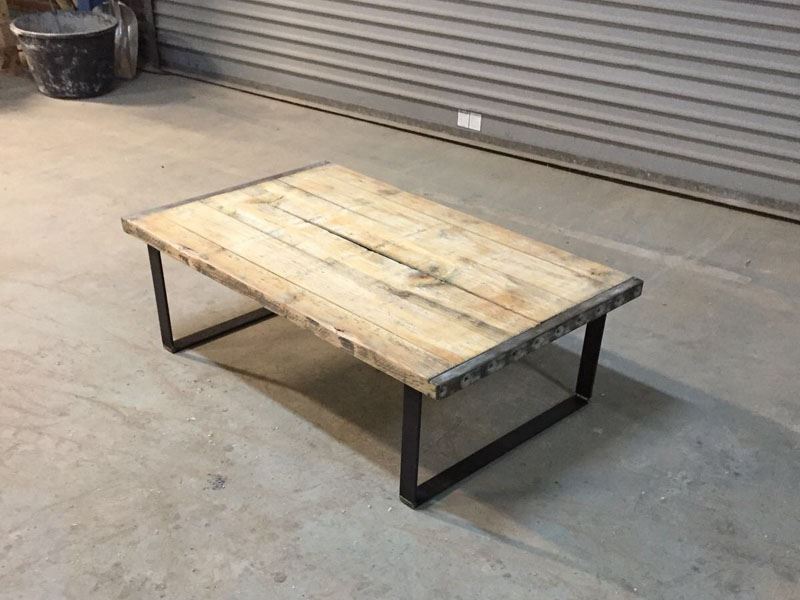 Salontafel gemaakt van steenschot 0,60 x 1m20