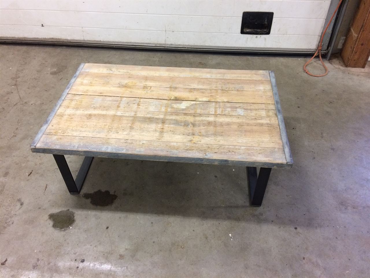 Salontafel gemaakt van steenschot 0,60 x 1m20