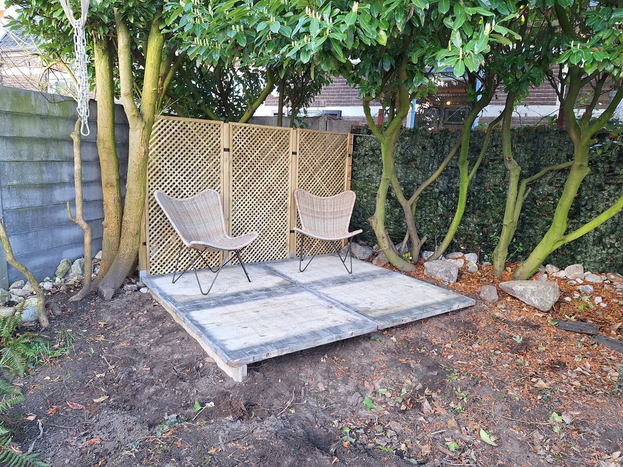 Steenschotten 1m15 x 1m40  met draadeinden