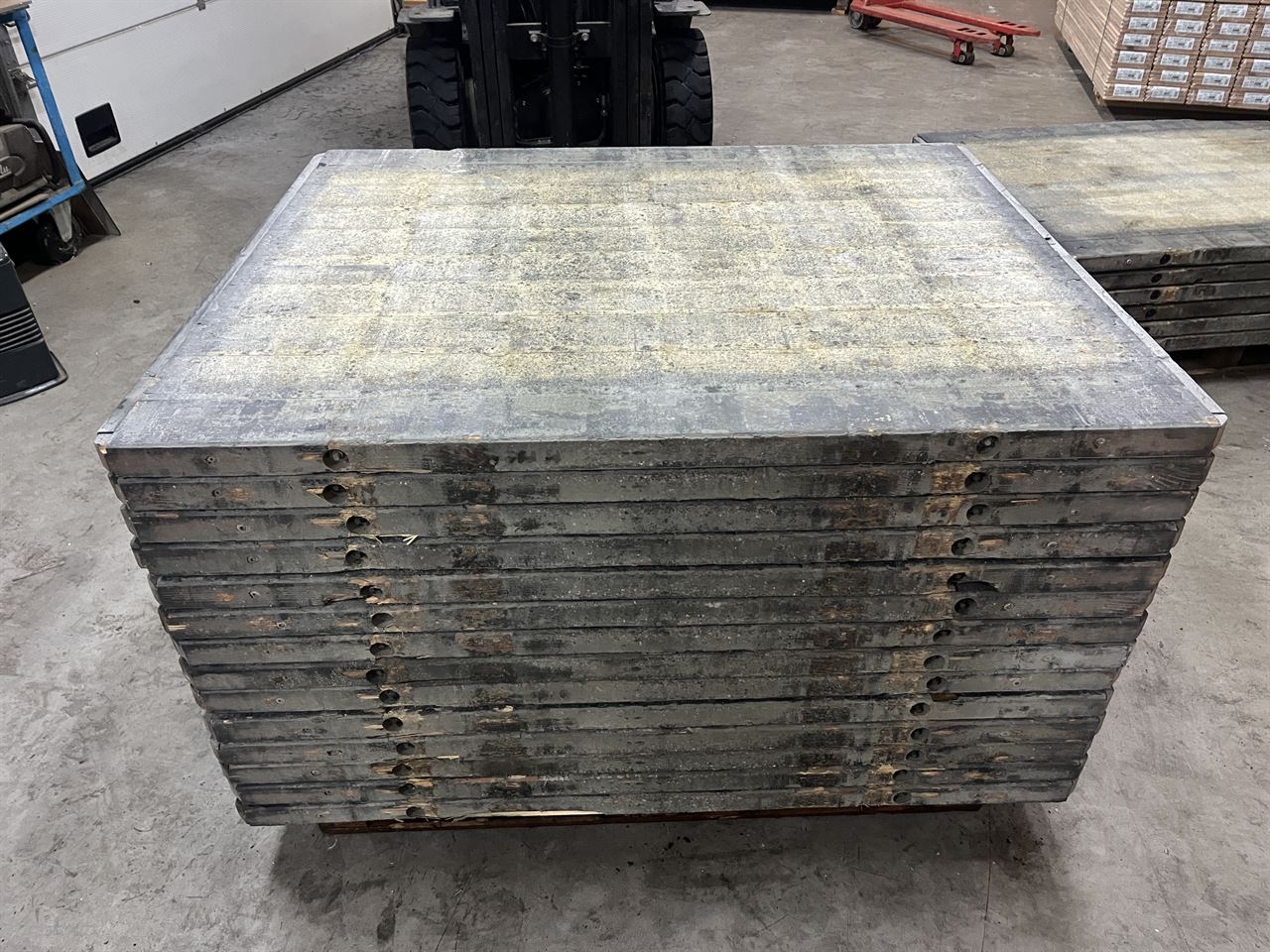 Steenschotten 1m15 x 1m40  met draadeinden