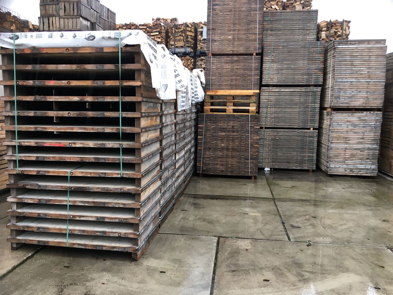 0,95 x 1m50 met onderliggers/balken (A)