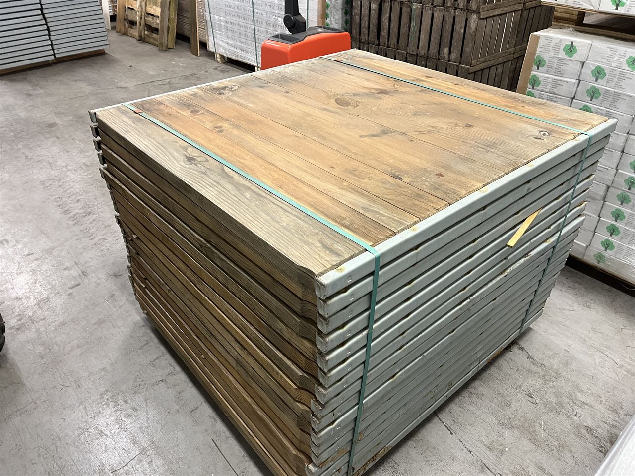 Nieuwe steenschotten 123 X 128 Nieuwe steenschotten 123 X 128