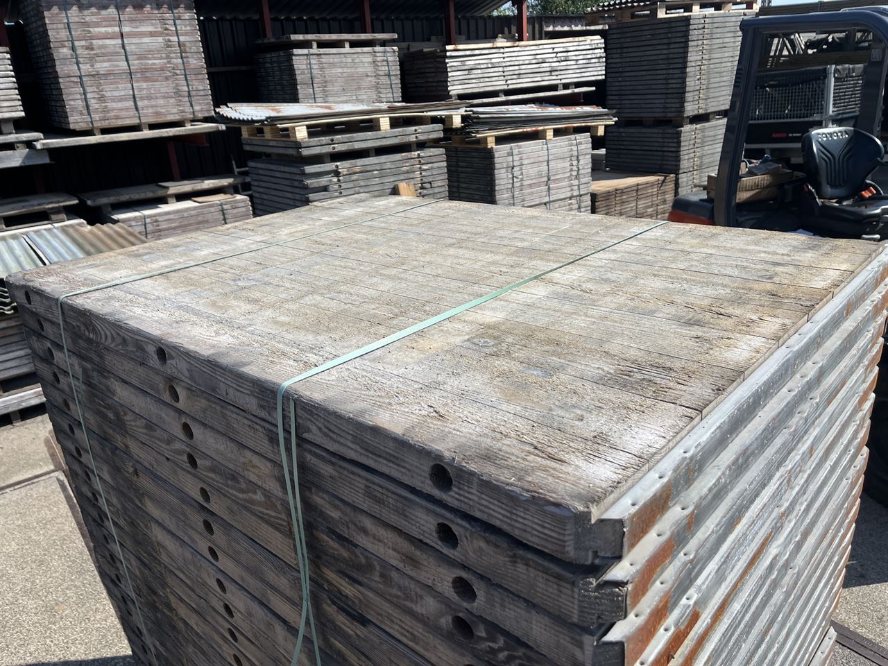 STEENSCHOTTEN 100 X 140 (55mm MET DRAADEIND)