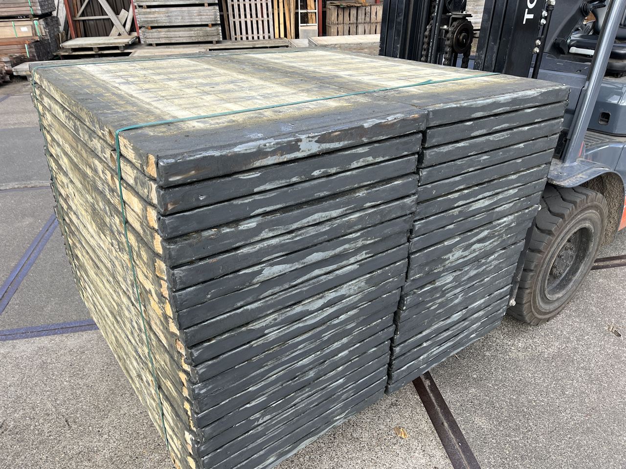 65 x 130