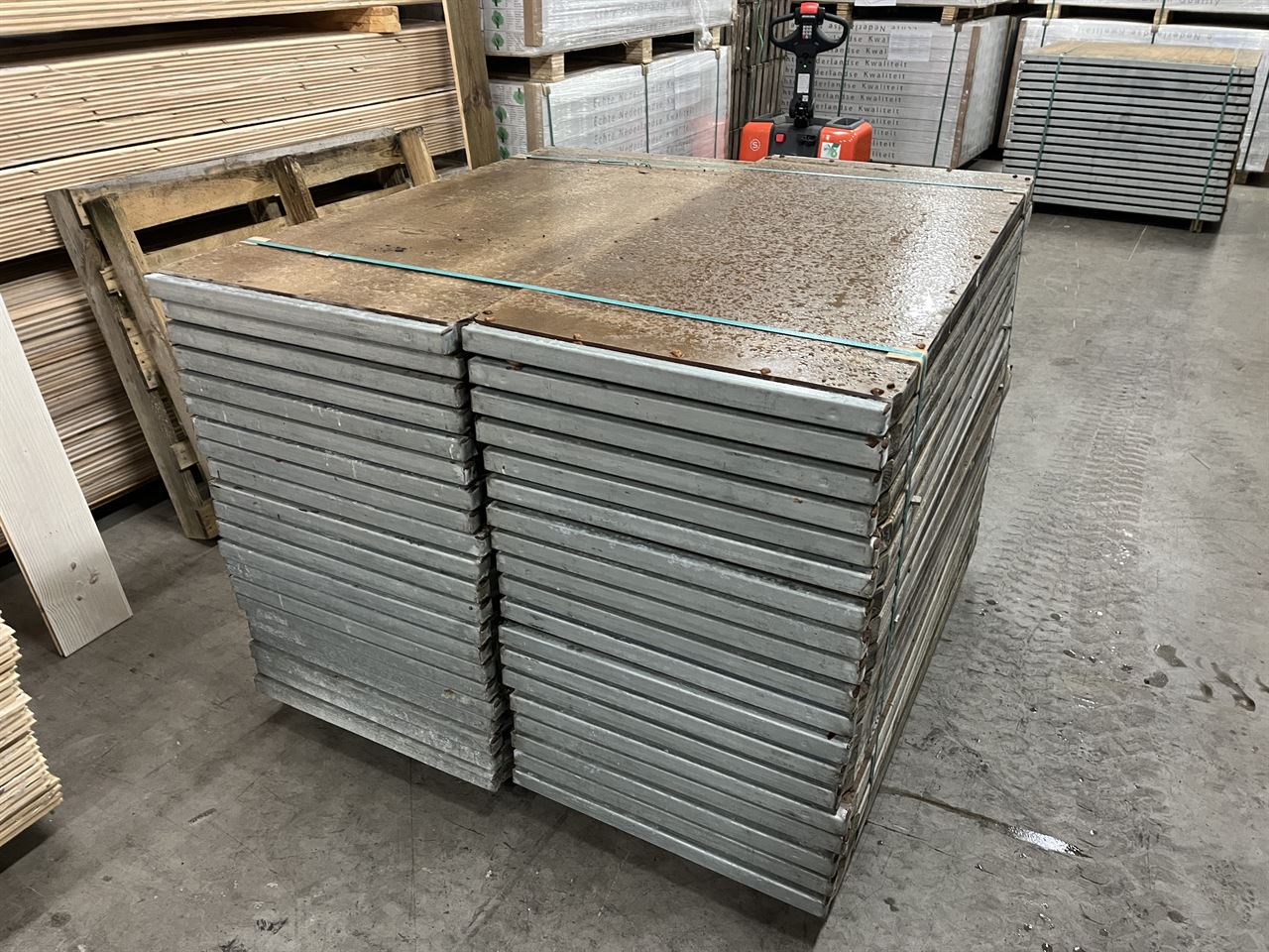 Nieuwe steenschotten 65 X 140 (met plastic laag) Nieuwe steenschotten 65 X 140 (met plastic laag)