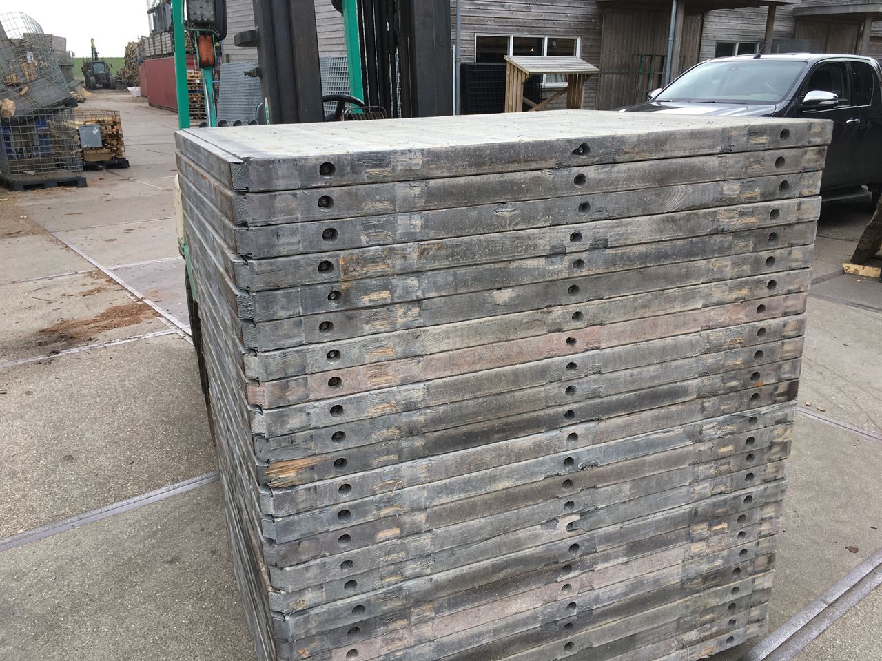 Steenschotten 1m10 X 1m40 Met Draadeinden (52mm)