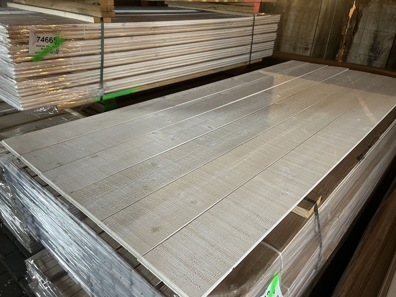 Vuren fijnbezaagd wit 17x160 (2m35 & 2m50)