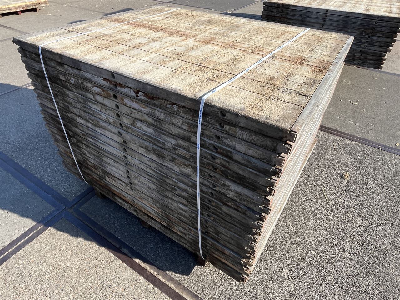 Steenschotten 111 x 140 (Hardhout , circa 45mm)