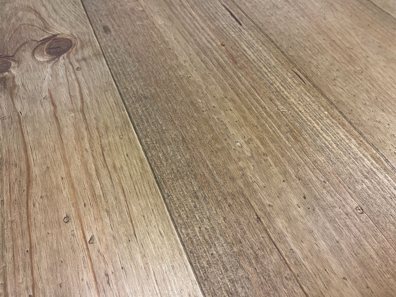 Grenen vloerdelen 200mm praline geolied