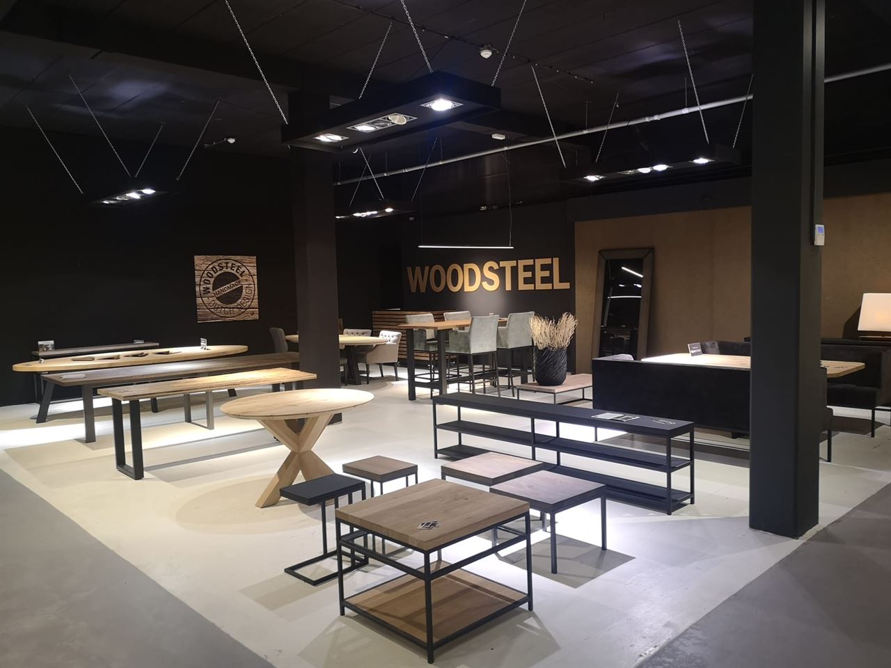 Tafeltjes van Woodsteel