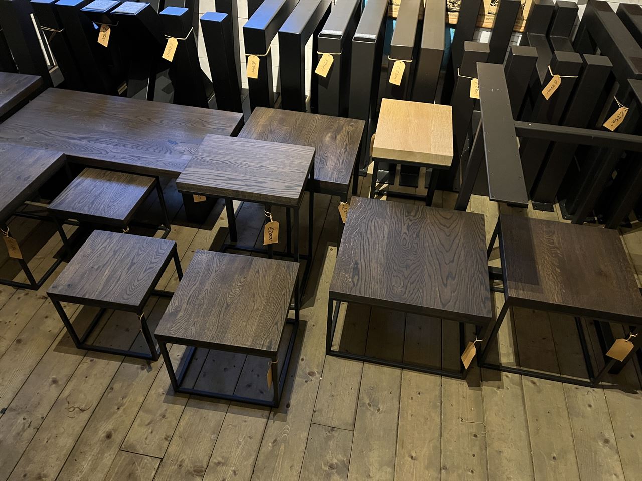 Tafeltjes van Woodsteel