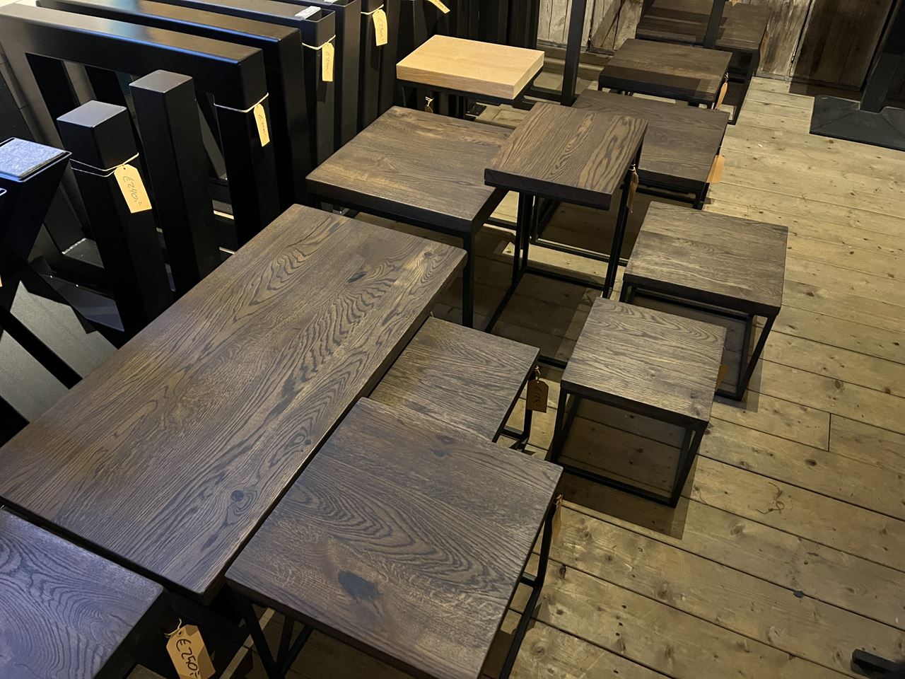 Tafeltjes van Woodsteel