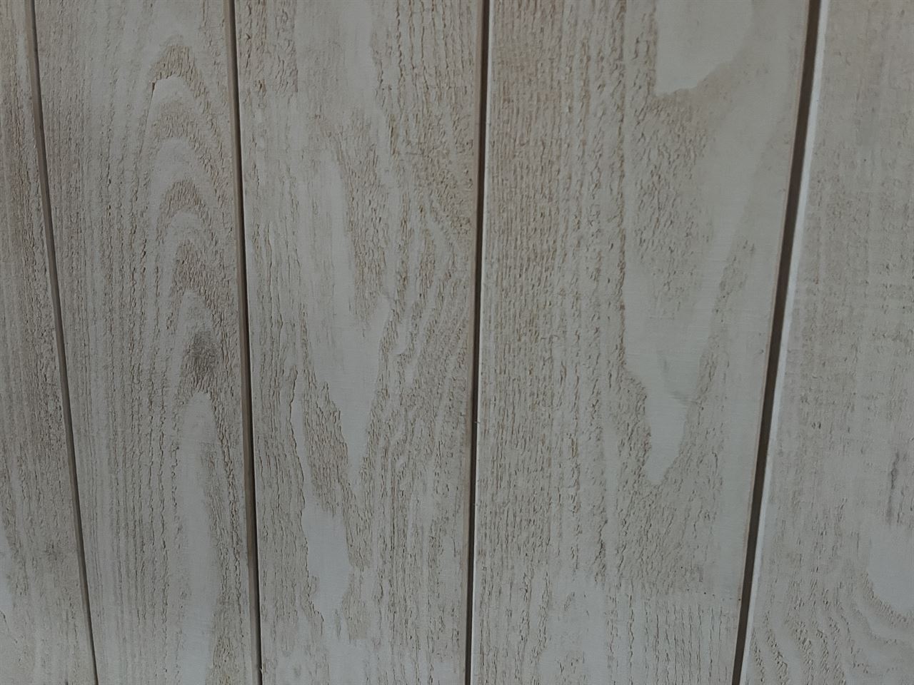 Grenen fijnbezaagd wit 18x135 (2m50)