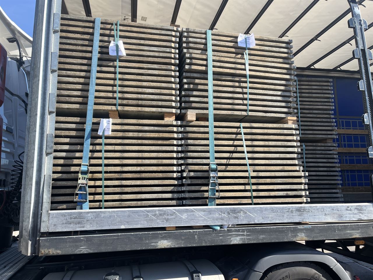 Steenschotten 65x130 (circa 36mm dik)