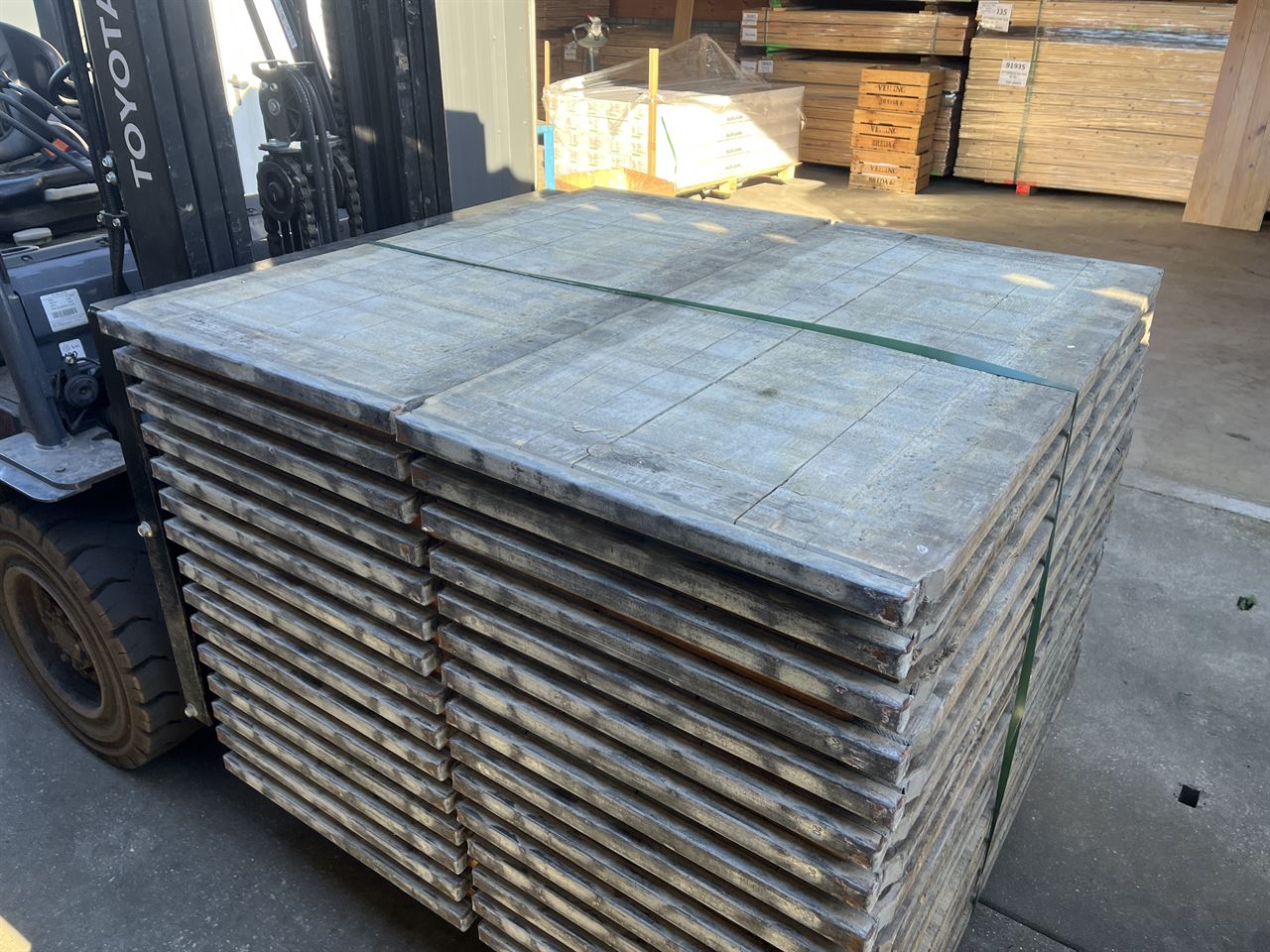 Steenschotten 65x130 (circa 36mm dik)