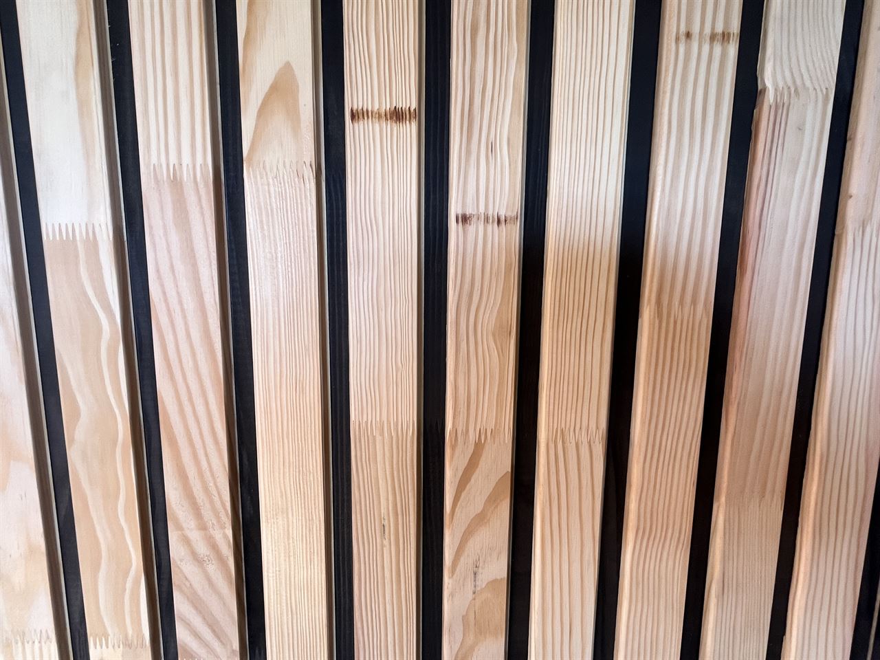 Bar Neutre wandbeschot 60mm , 3 meter lang
