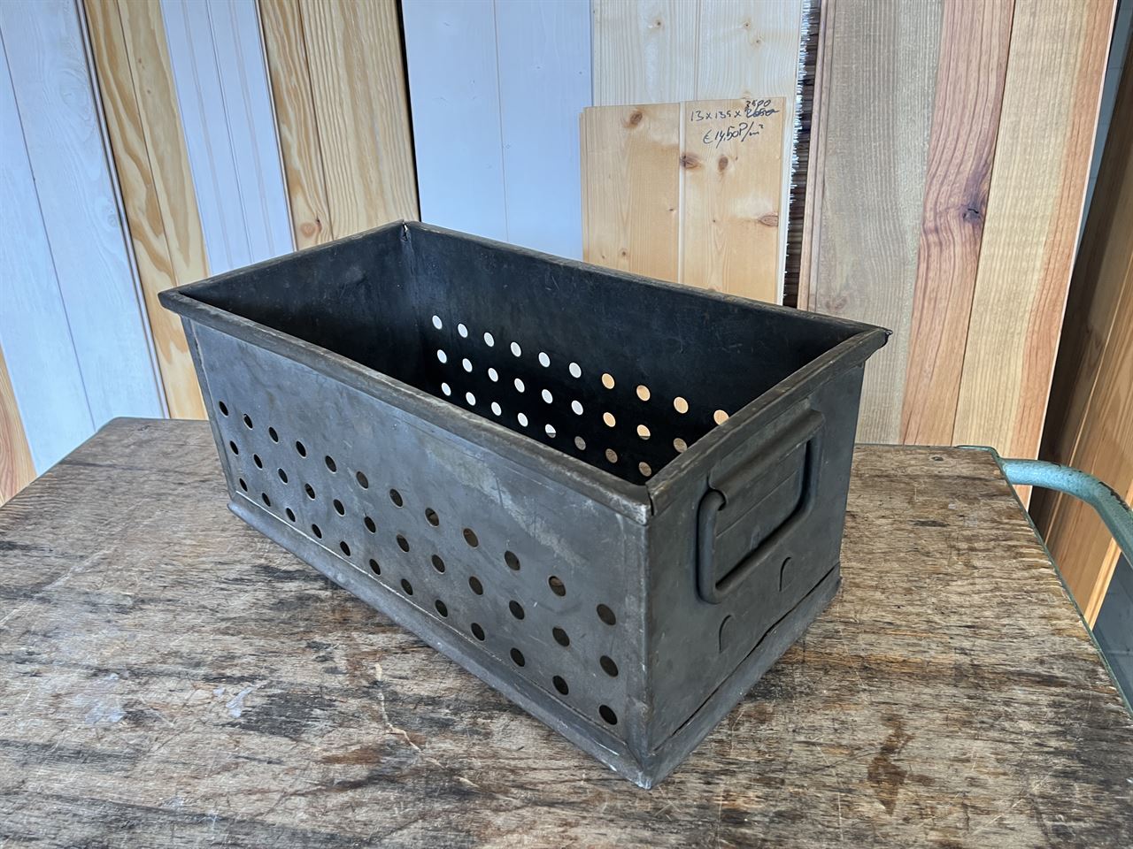 Zinken bakken geperforeerd 24 x 28 x 53